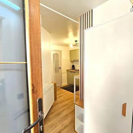 Apartment Center